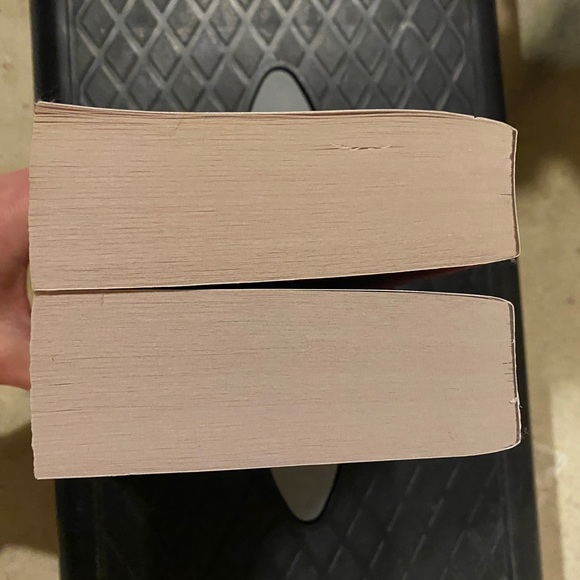 Two Lisa Jackson Novels: Wicked Lies & The Morning After - Picture 5 of 6